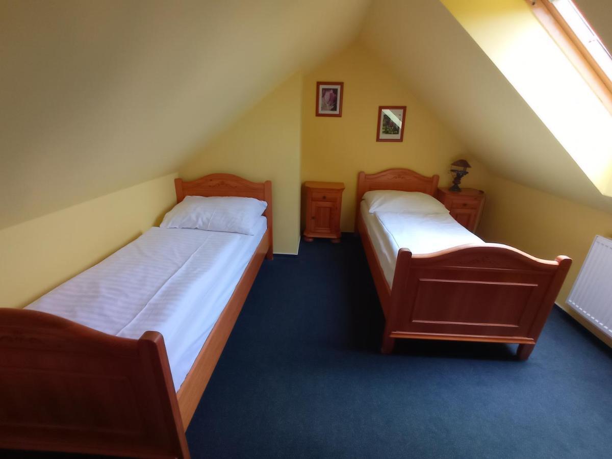 Ranc Kostelany Hotell Kroměříž Eksteriør bilde