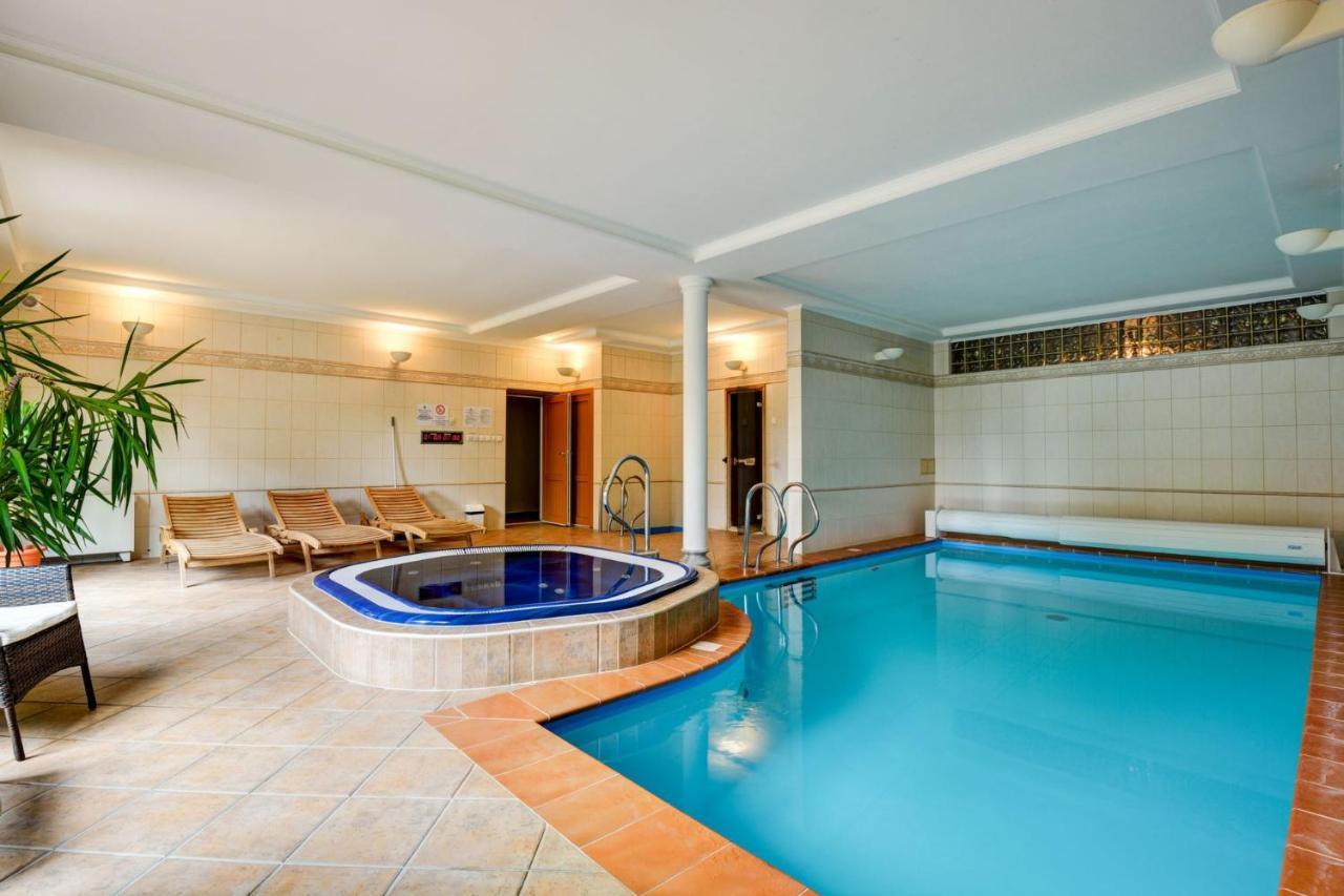 Ranc Kostelany Hotell Kroměříž Eksteriør bilde